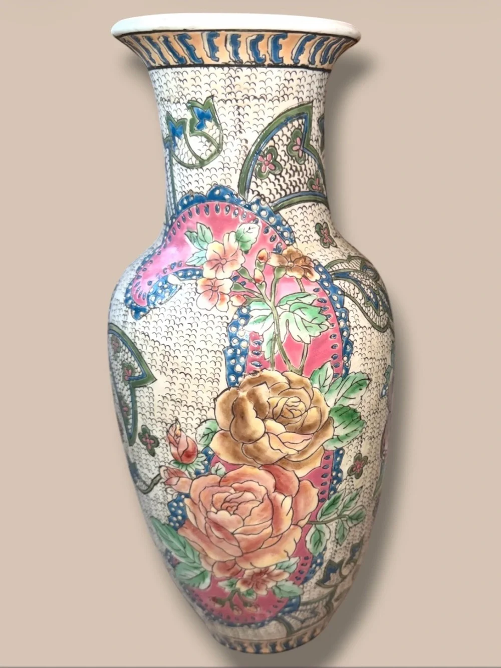 🌺VTG HANDCRAFTED CHINESE TEXTURED HANDPAINTED FLORAL DESIGN VASE